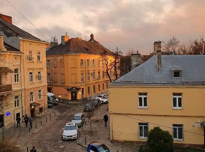 Homey On Vicheva Str. * Lviv