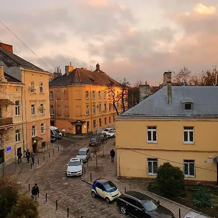Homey On Vicheva Str. * Львів